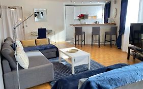 Blue Haven Sèvres
